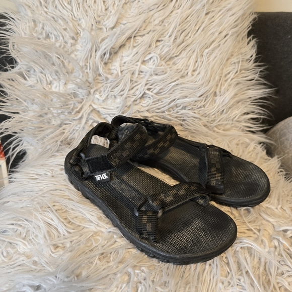 Teva Black Sporty Sandals Adjustable Straps - Picture 1 of 6